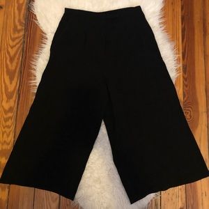 Never Worn Babaton Culottes